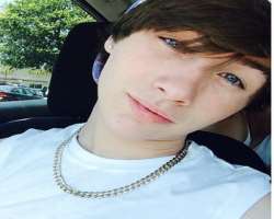Brady has piercings in his ears and loves to wear jewelry like chain, earrings and more.